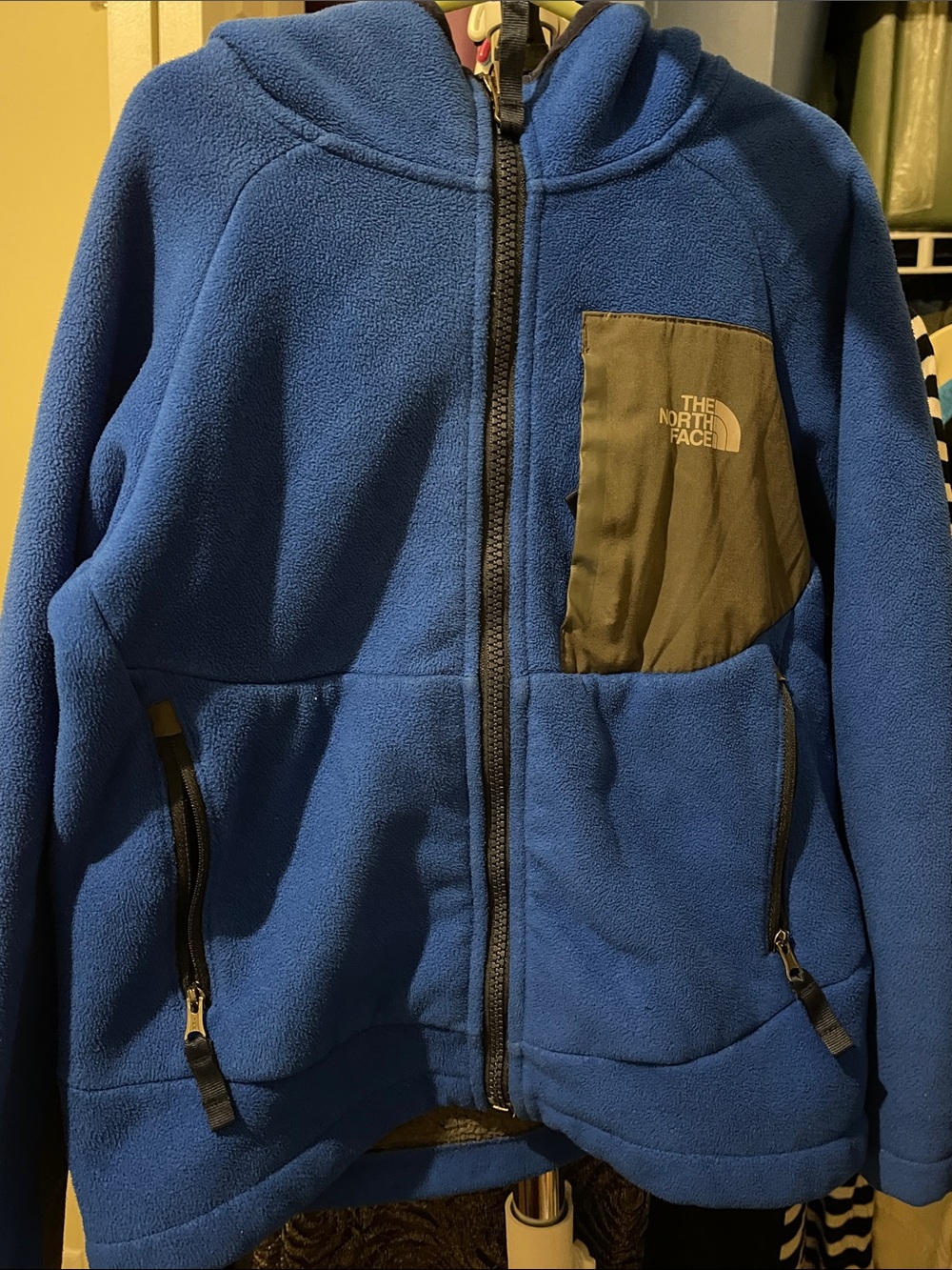 The North Face Kids Royal Blue Hooded Fleece with Charcoal Chest Panel sz 6 xs